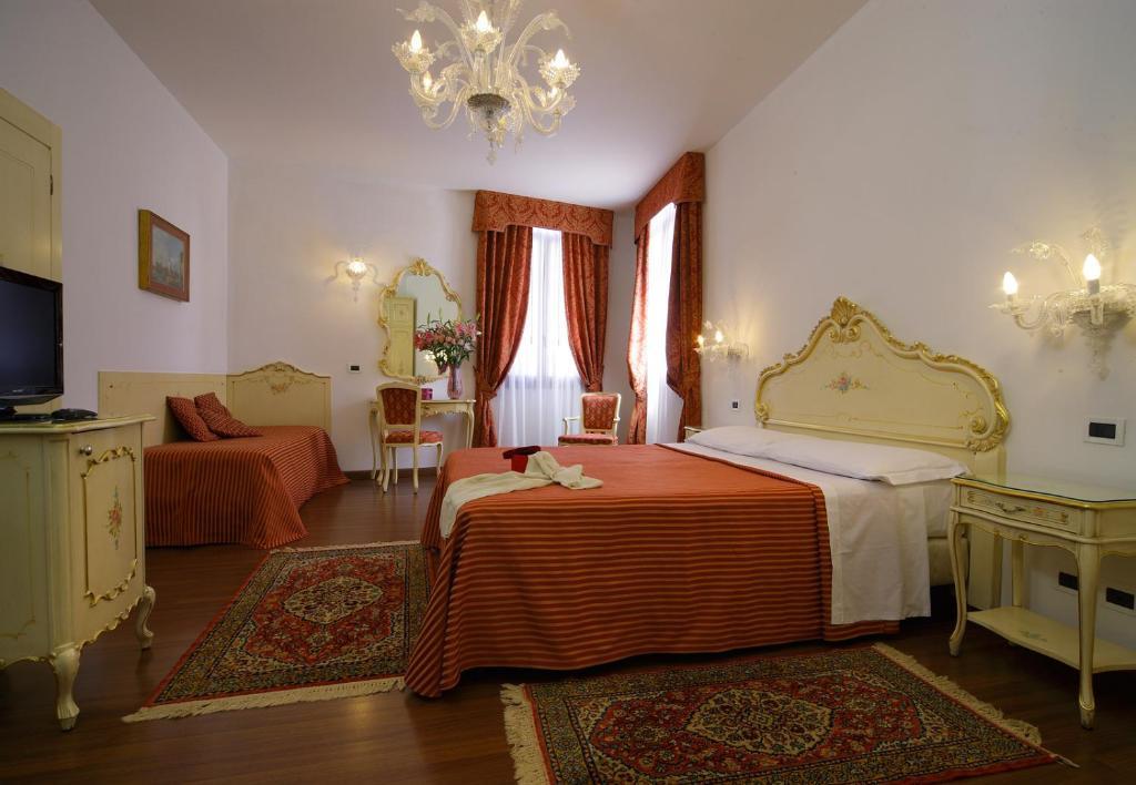Hotel La Residenza Venesia Ruang foto